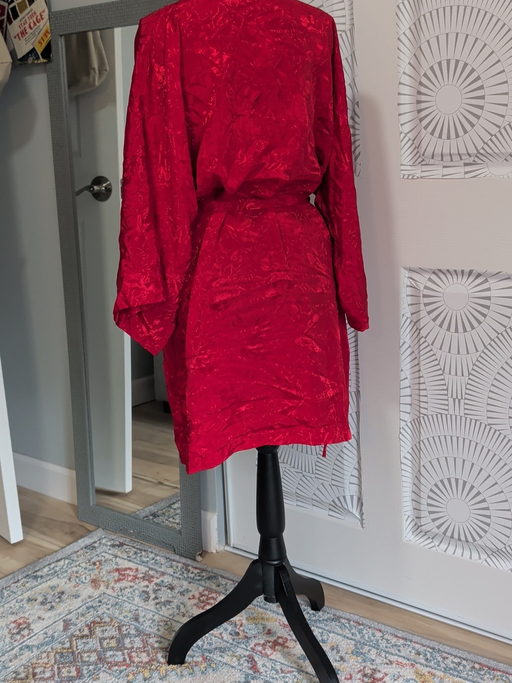 Vintage 80's Red Satin Floral Kimono Robe - Picture 4 of 6